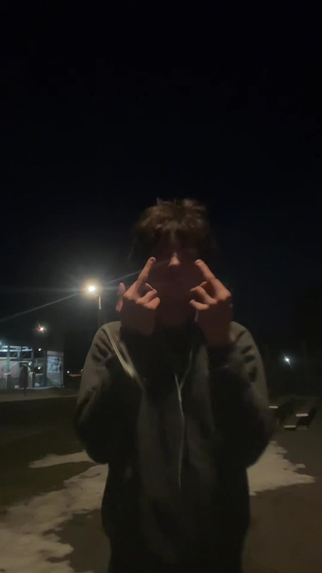 @️