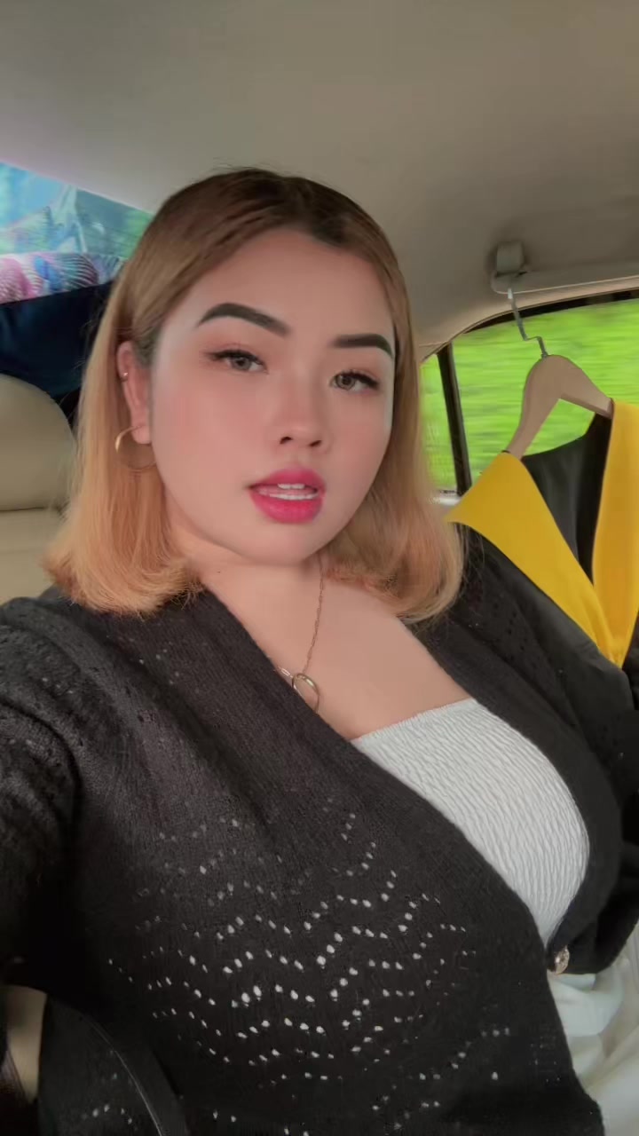 @RhochelleOcampo