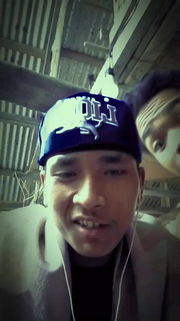 @Ay idol Rogie