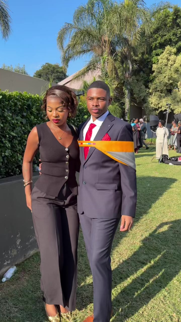 @Tsontso Zandile Hlongwane