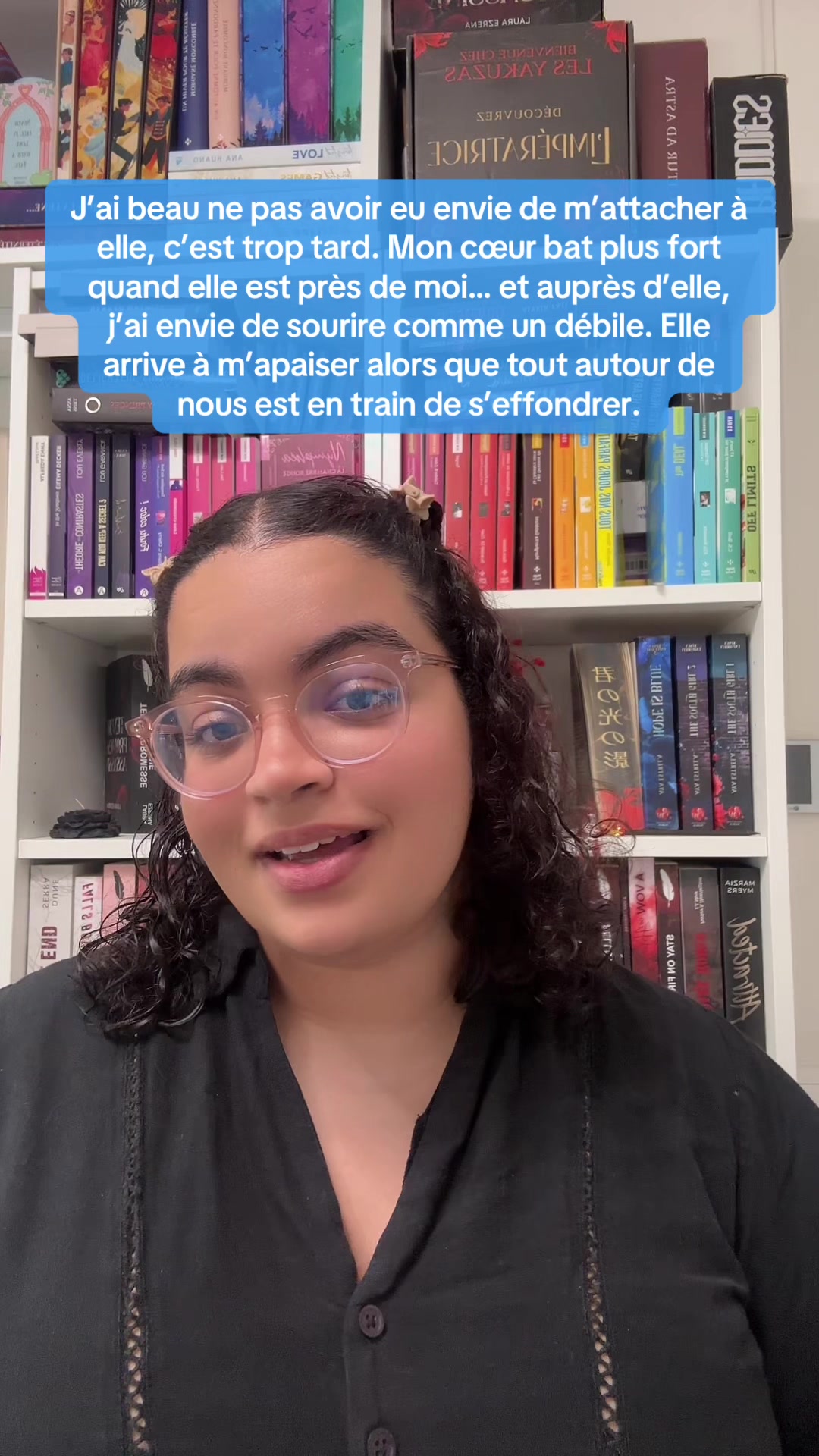 @tothe.moonandbook