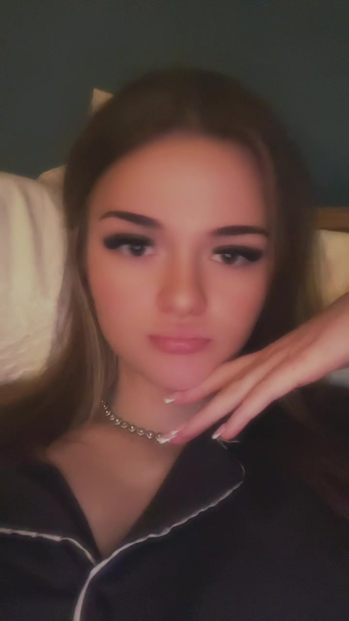 @EBONIEMARIE