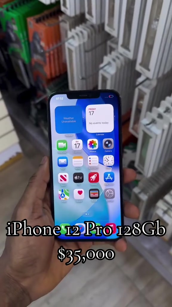 @iphone Center Jamaica