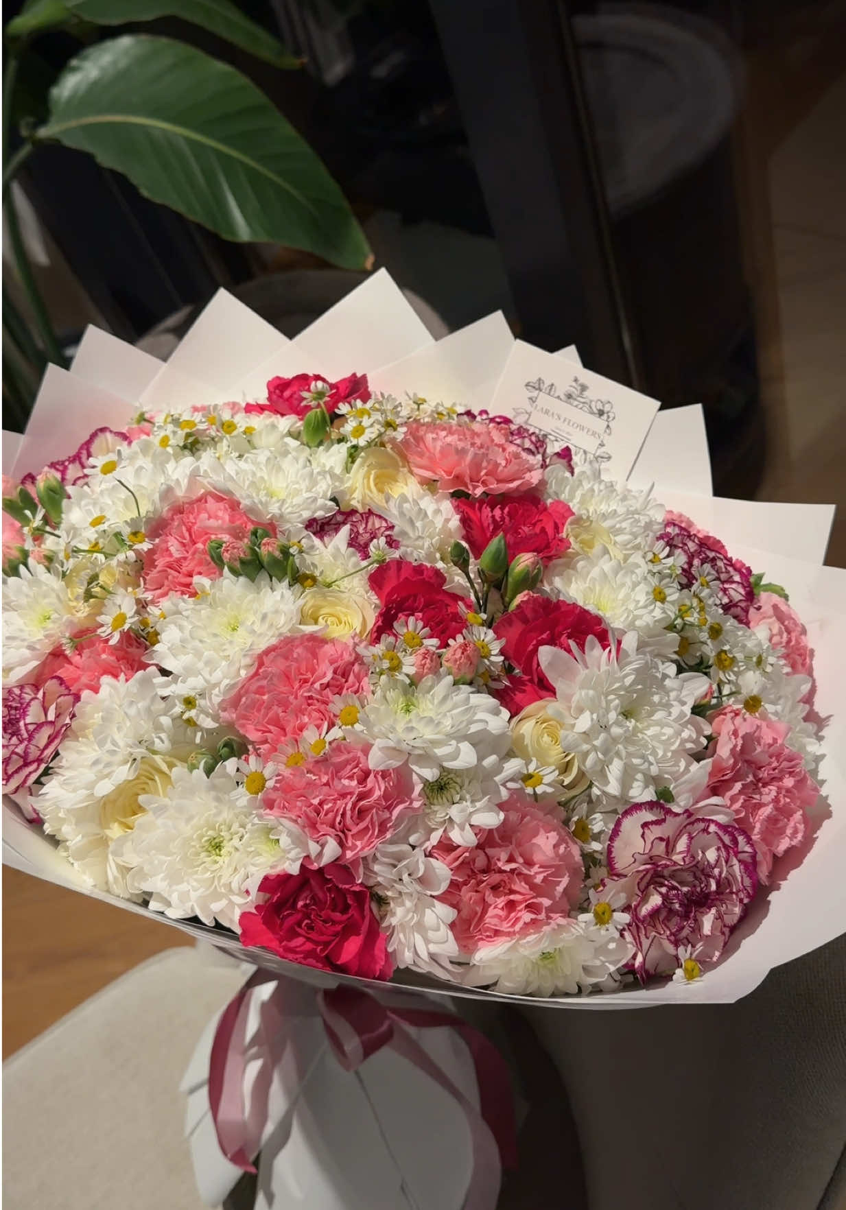 @Lara&rsquo;s Flowers