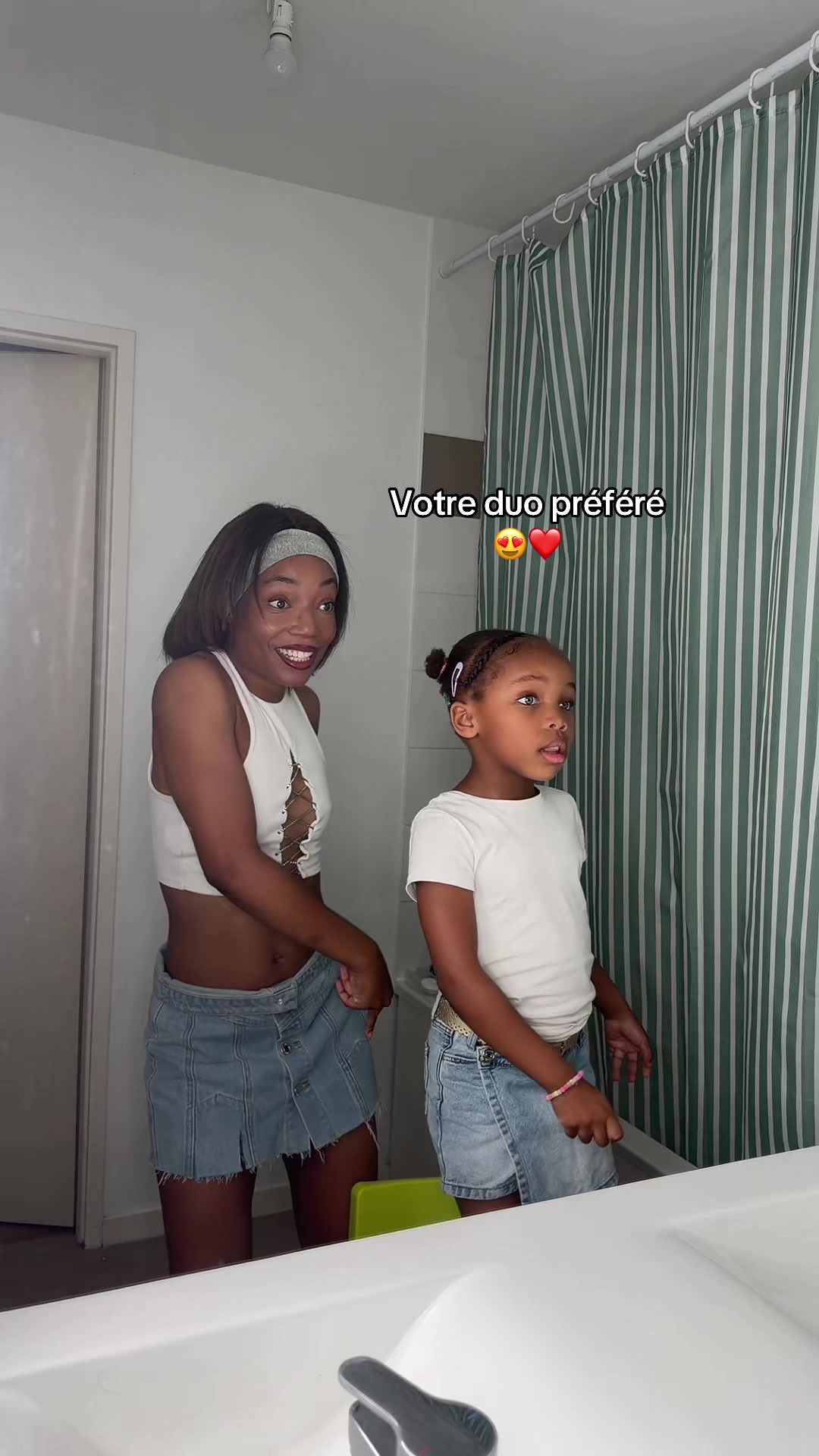 @Les sisters