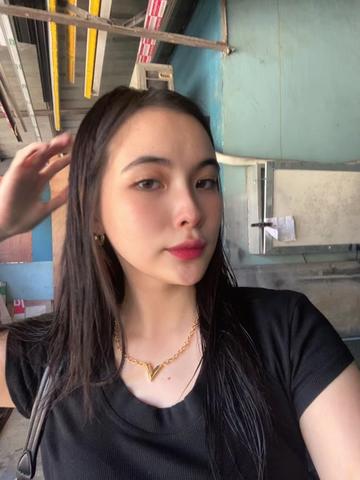 @trishaaaa