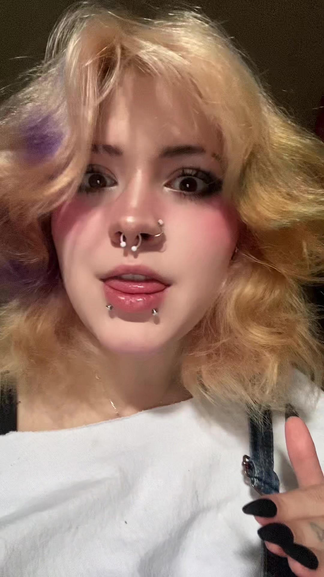 @torisaur🍓🐛