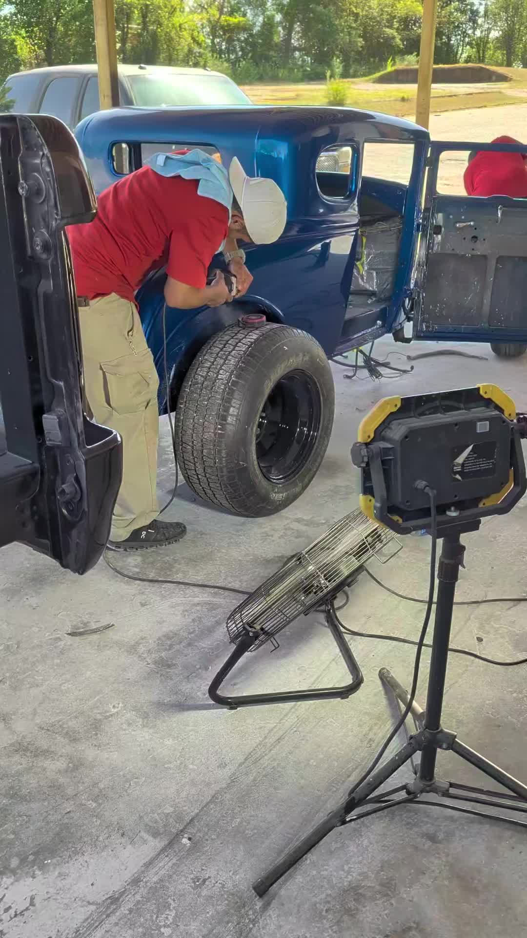 @𝓓.𝓙. 𝓘𝓱𝓵𝓮𝓷𝓯𝓮𝓵𝓭𝓽