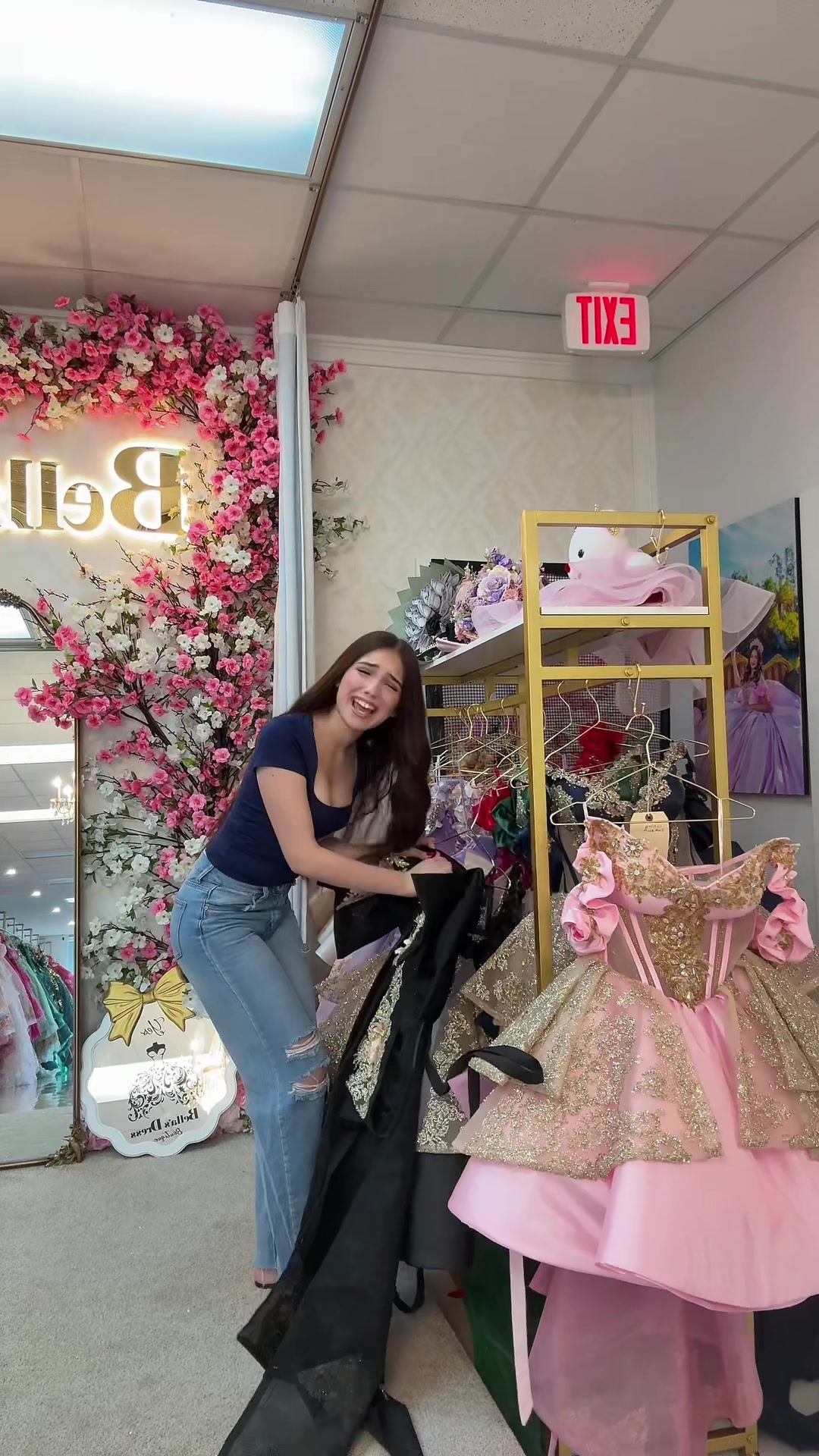 @Bella&rsquo;s Dress Boutique