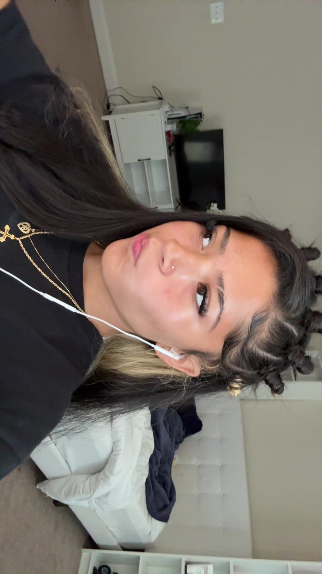 @kyana