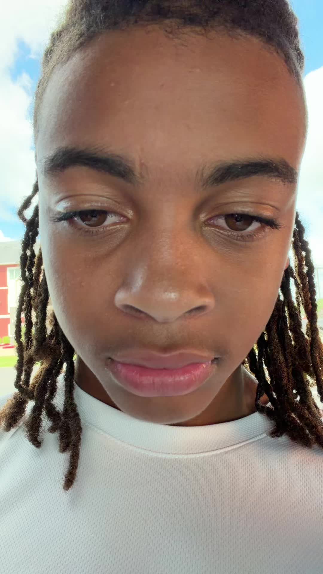 @EliXtorey