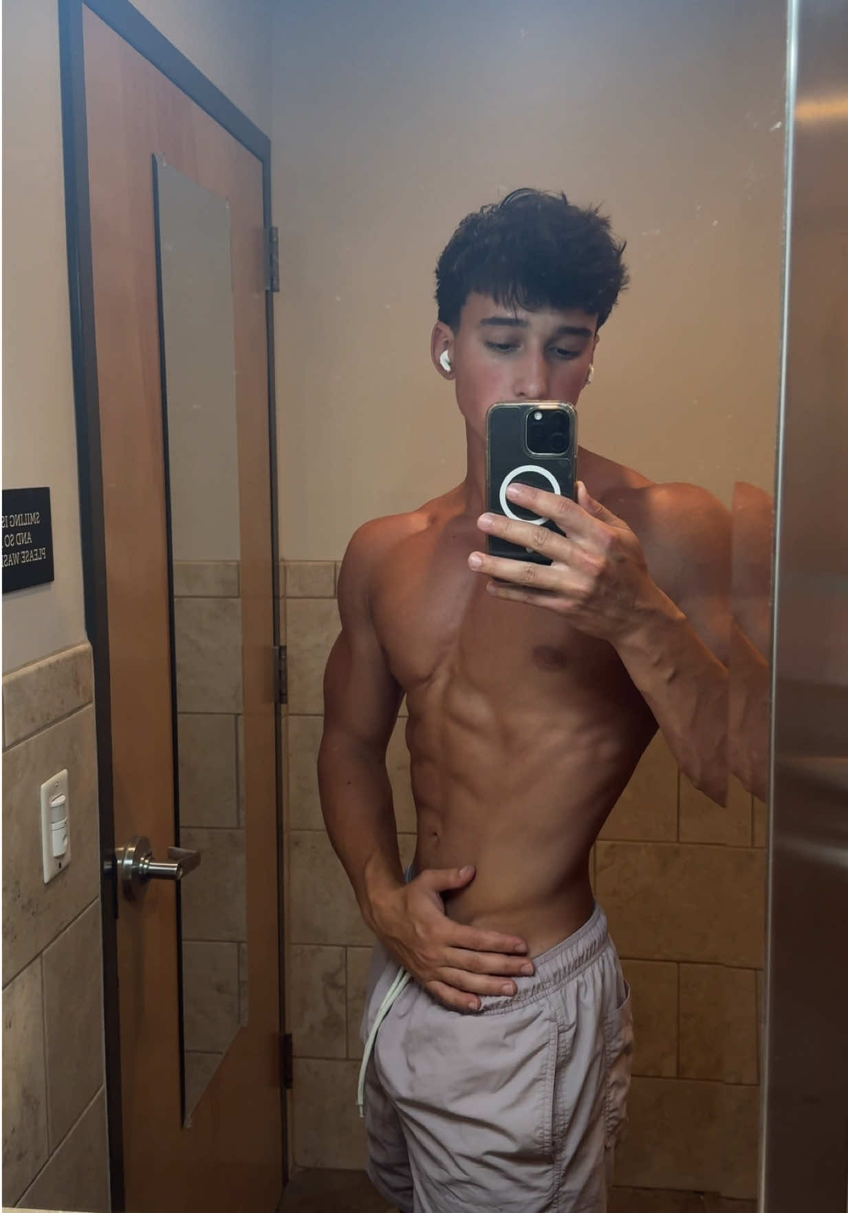 @secretroids