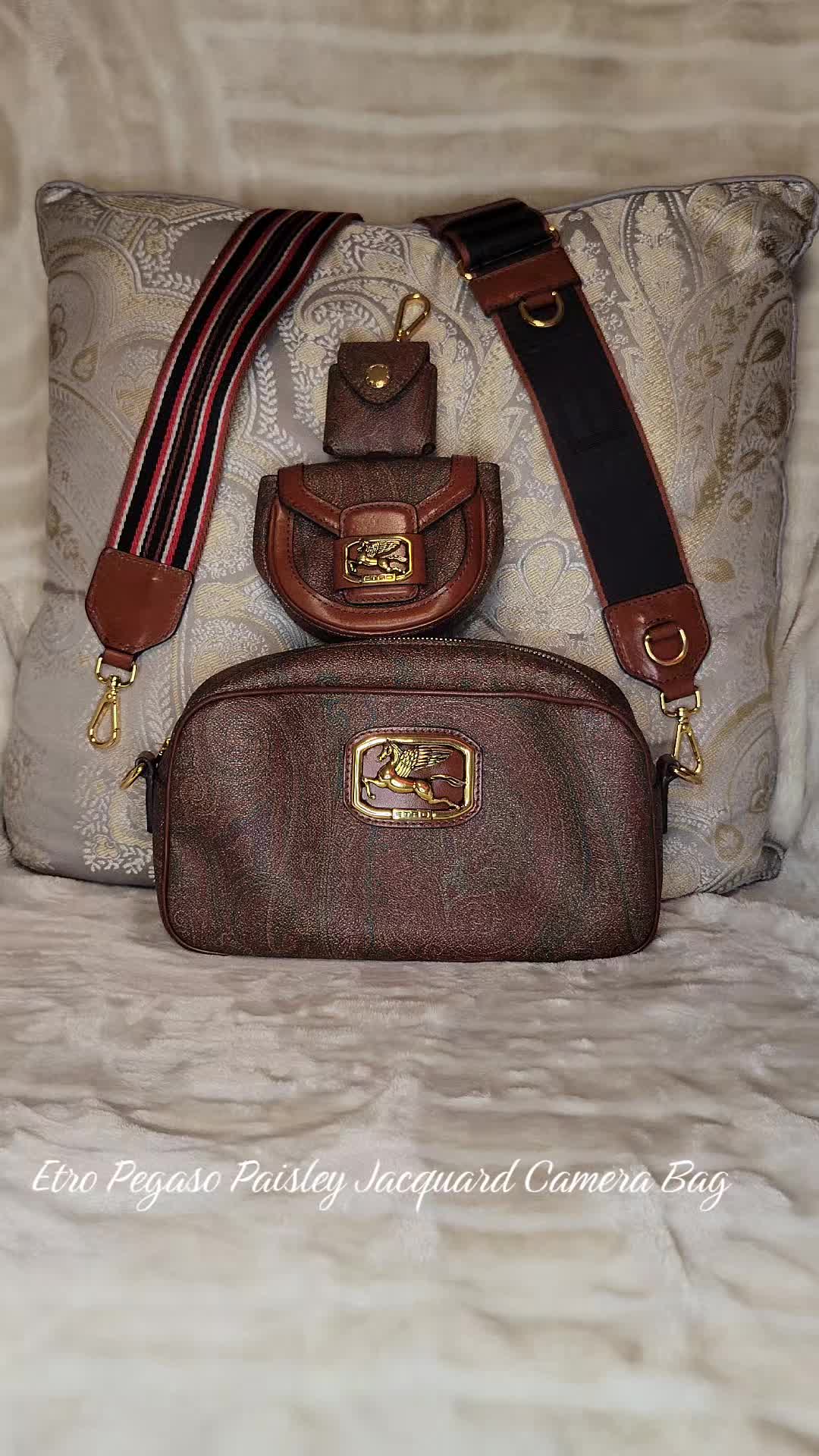 @CoolGirlCarry