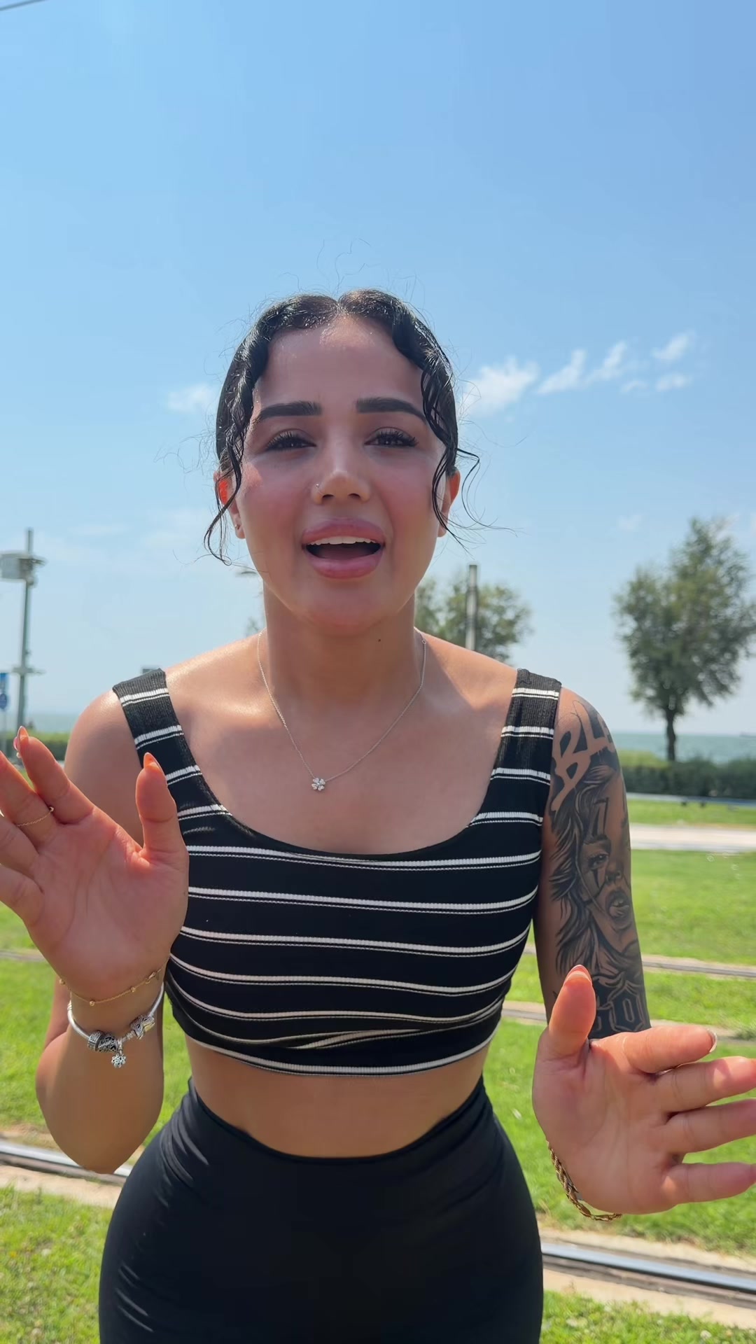 @melekazad