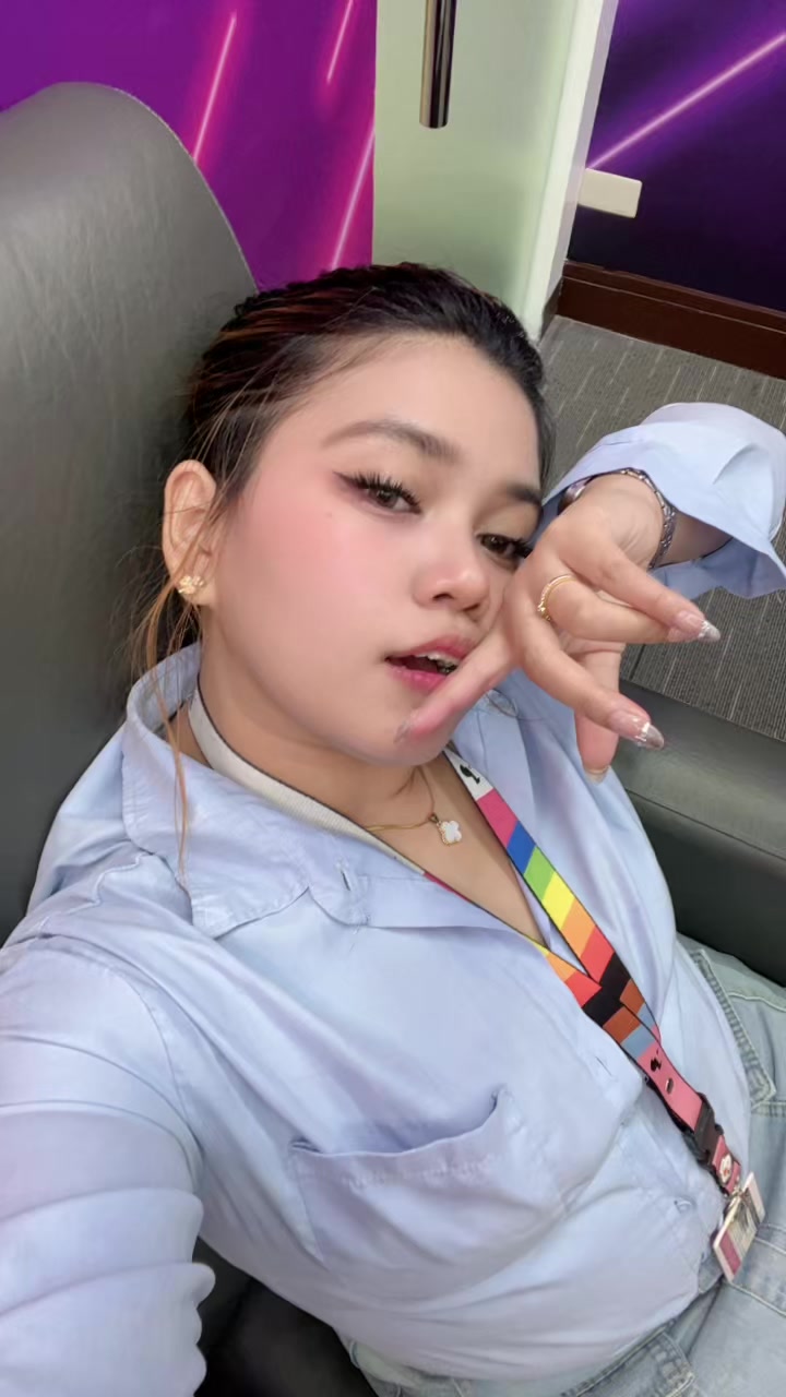 @Queen Airie ๐๐ณ๏ธ๐
