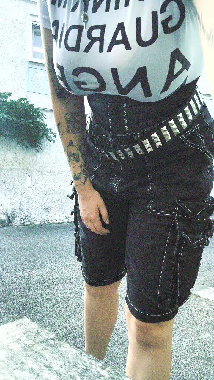 @Juju🖤