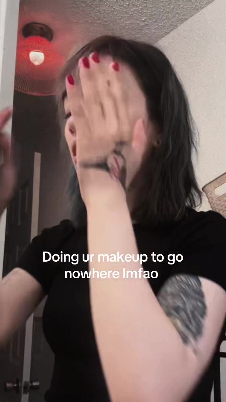 @Bee