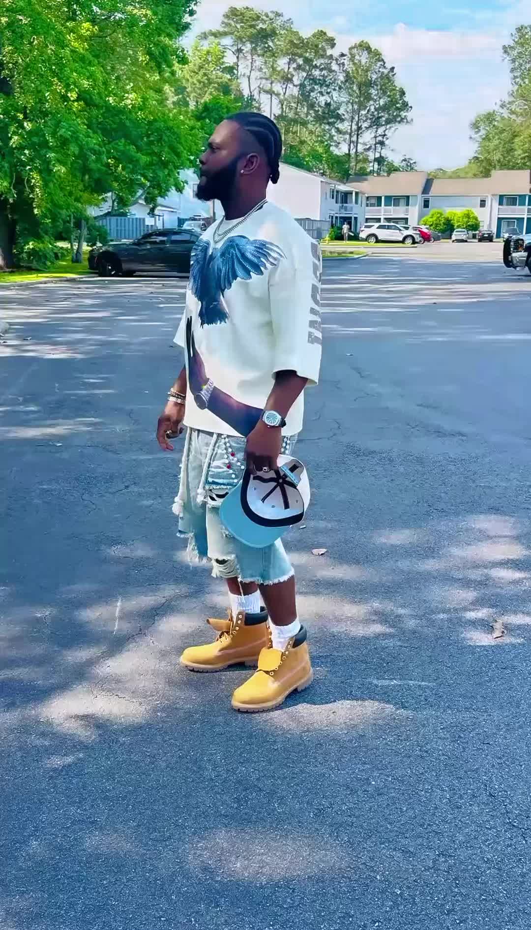 @mrbadhundred100