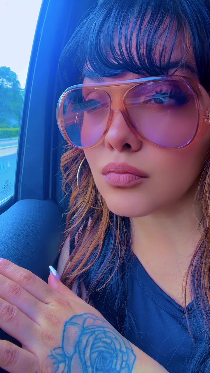 @BECCA✨🤍✨