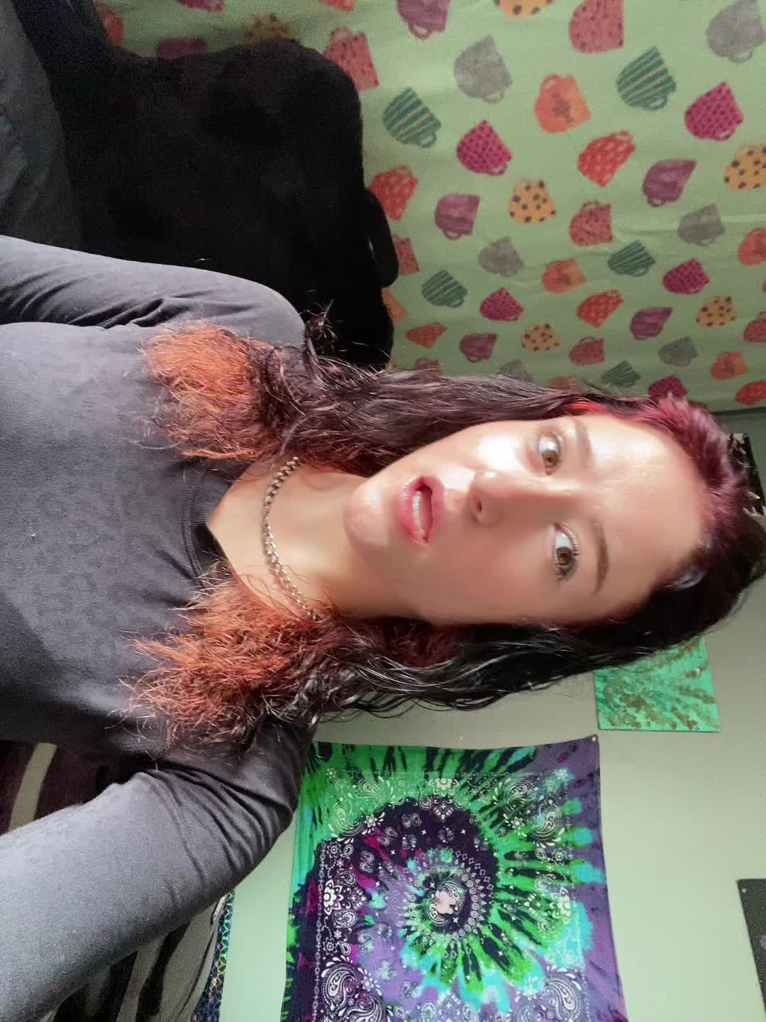 @Ms. Muscles 🎀🖤