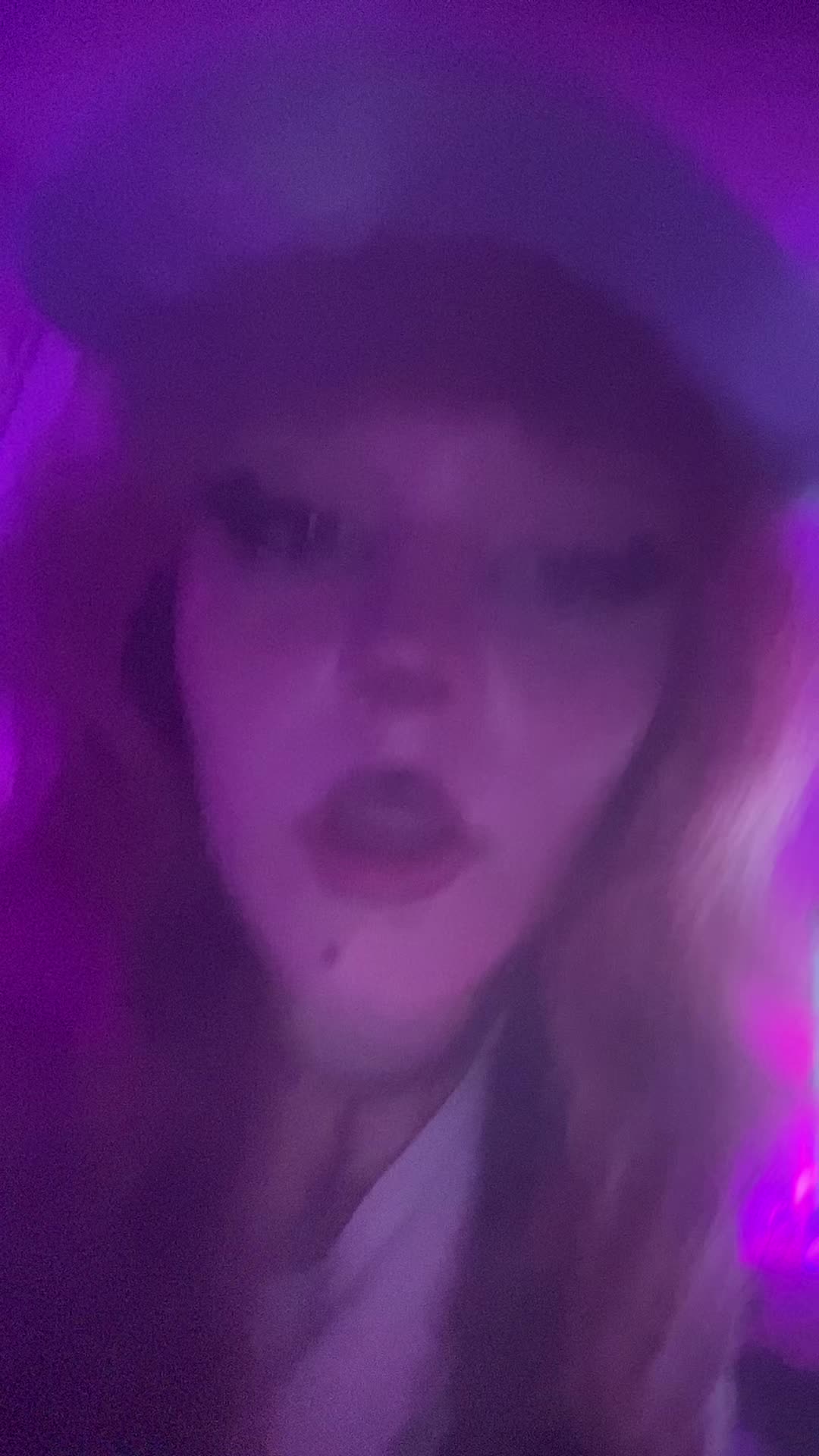 @freeLabubu
