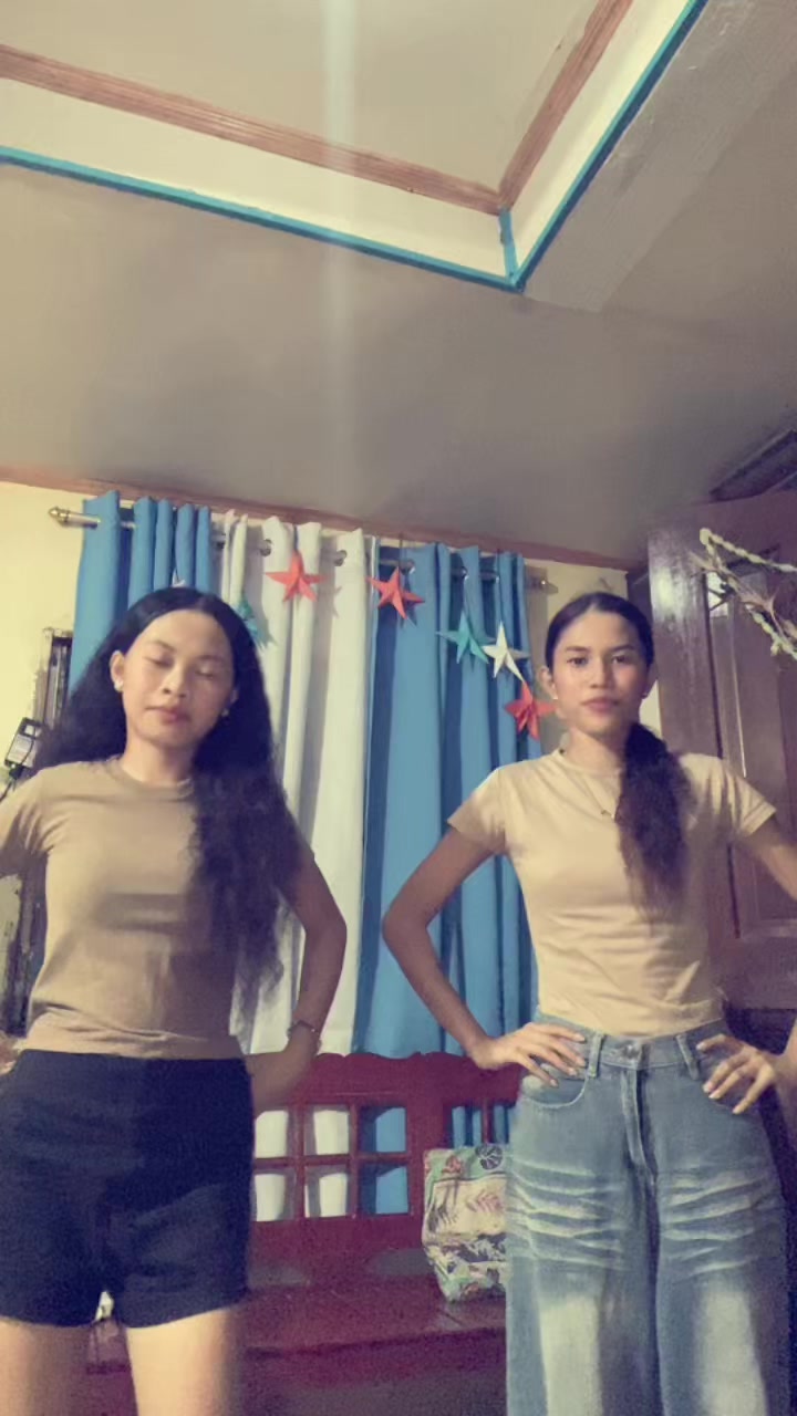 @nicole