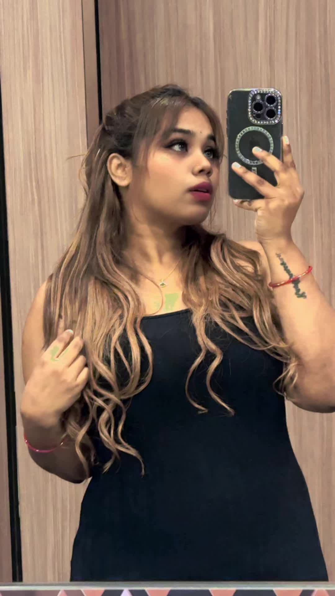 @VINOSHA RAVI 🐾