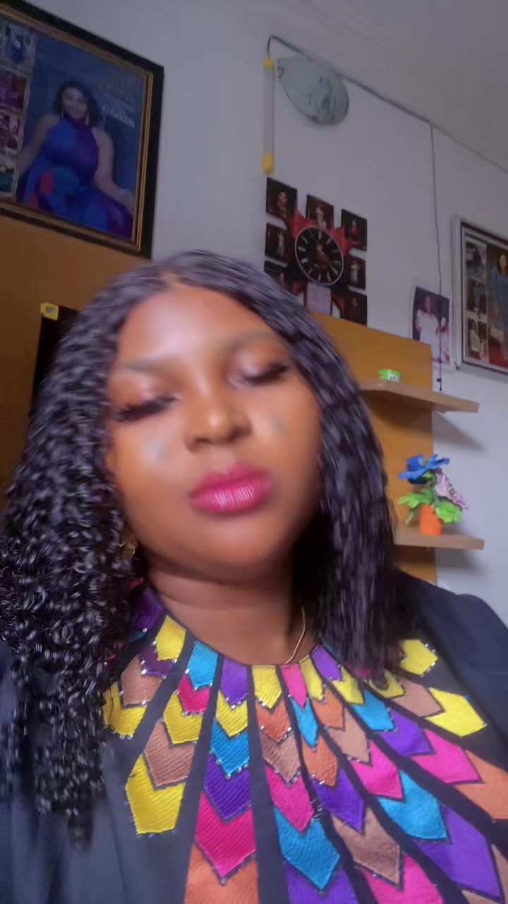 @Ariyiike☺️