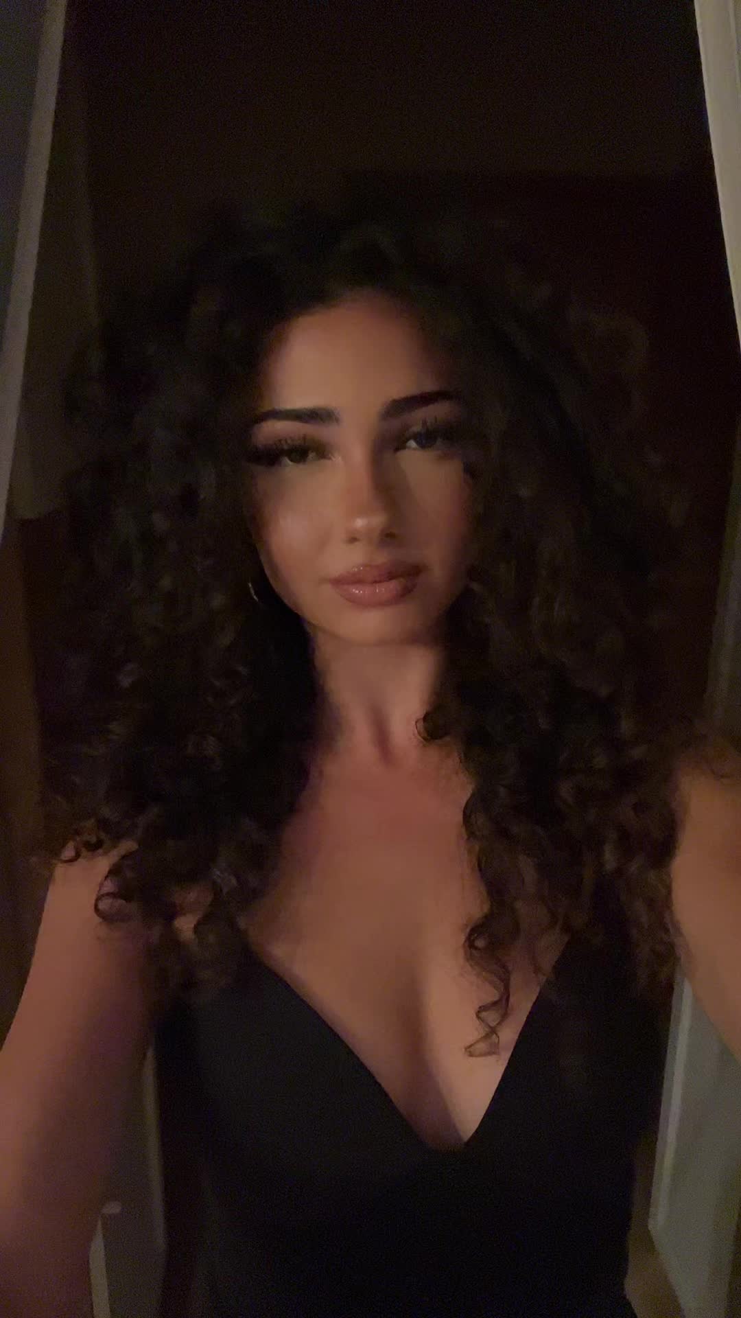 @Aischaa