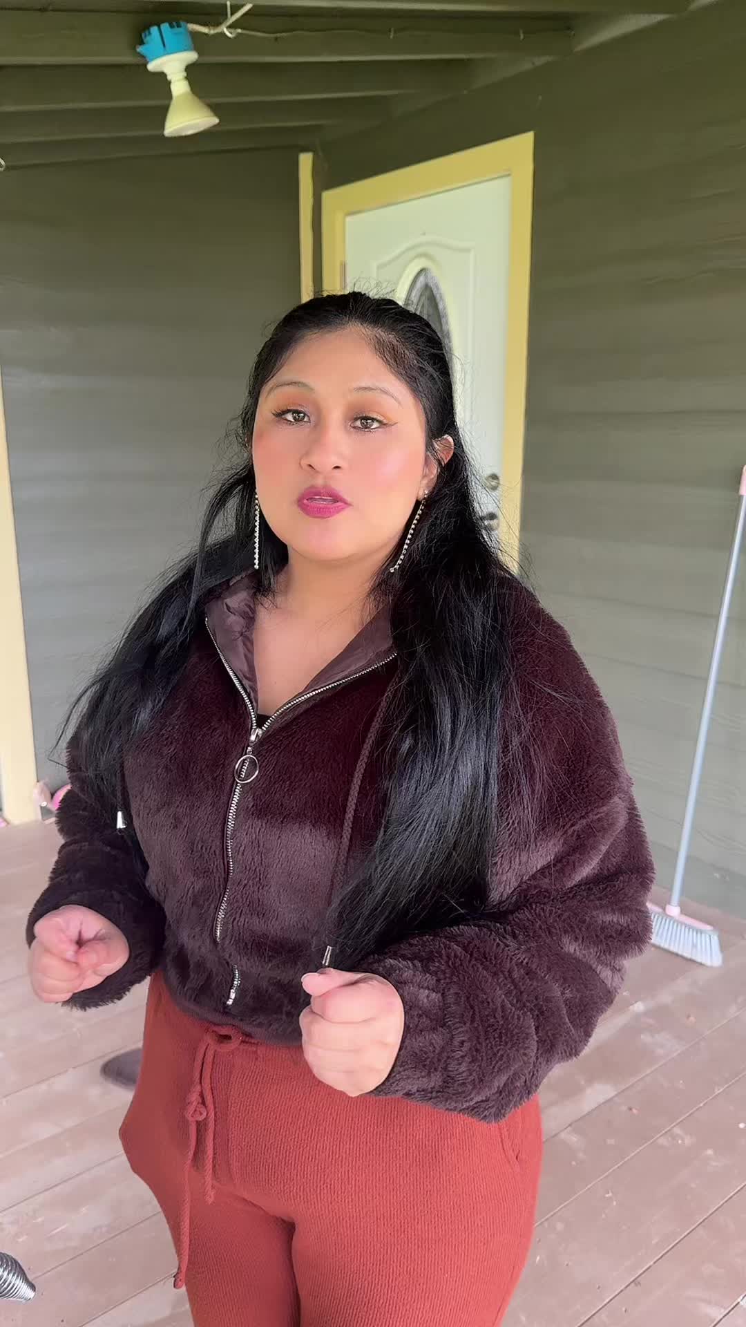 @Yoli