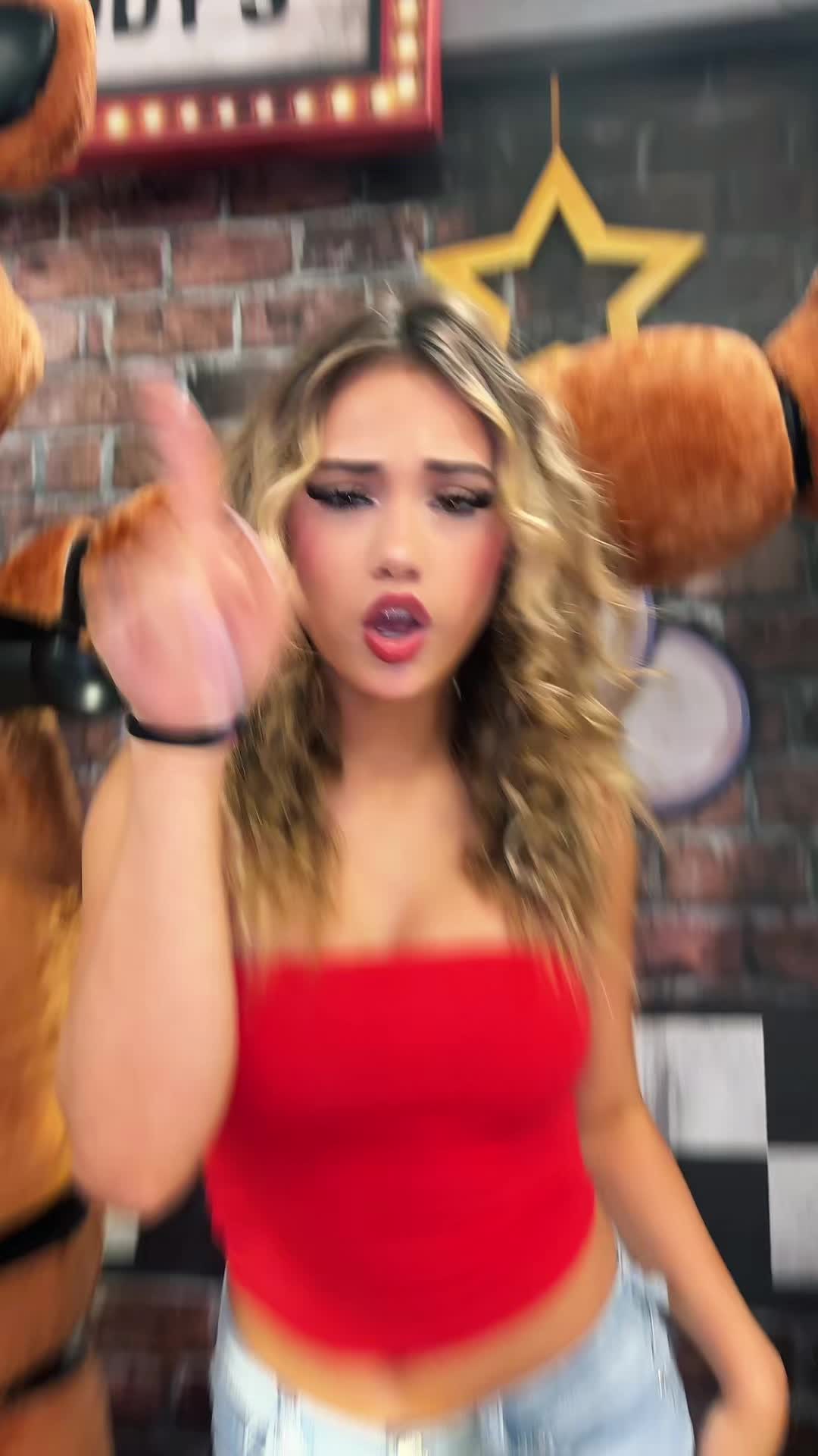@mena.lux.delamatyr