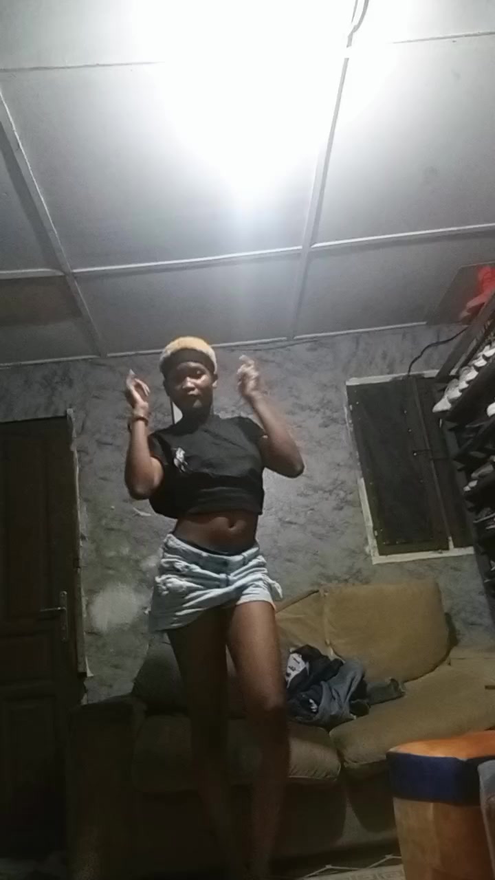 @Tchaniss.spam4