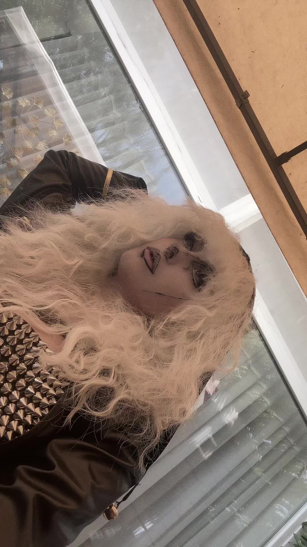 @Angie⛓🖤