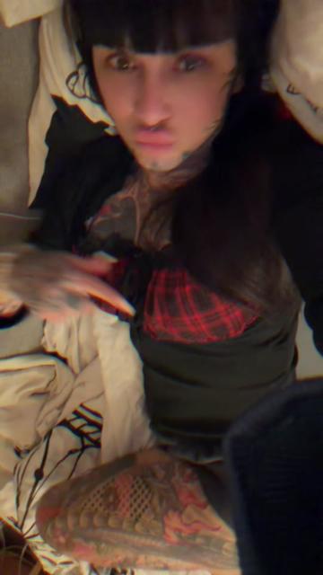 @🖤~<~*Sandy*~>~🖤