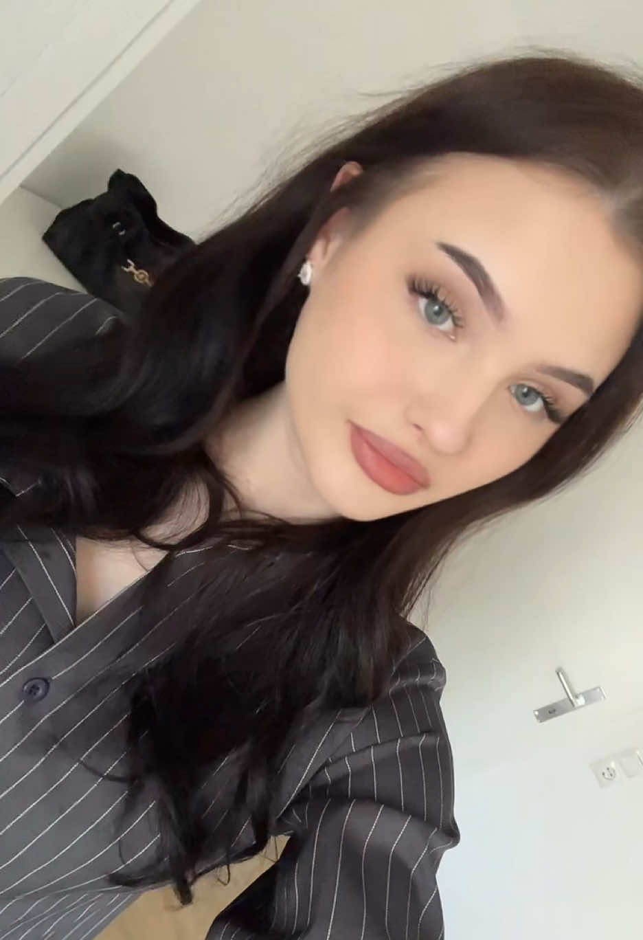 @ludmiila.aaa