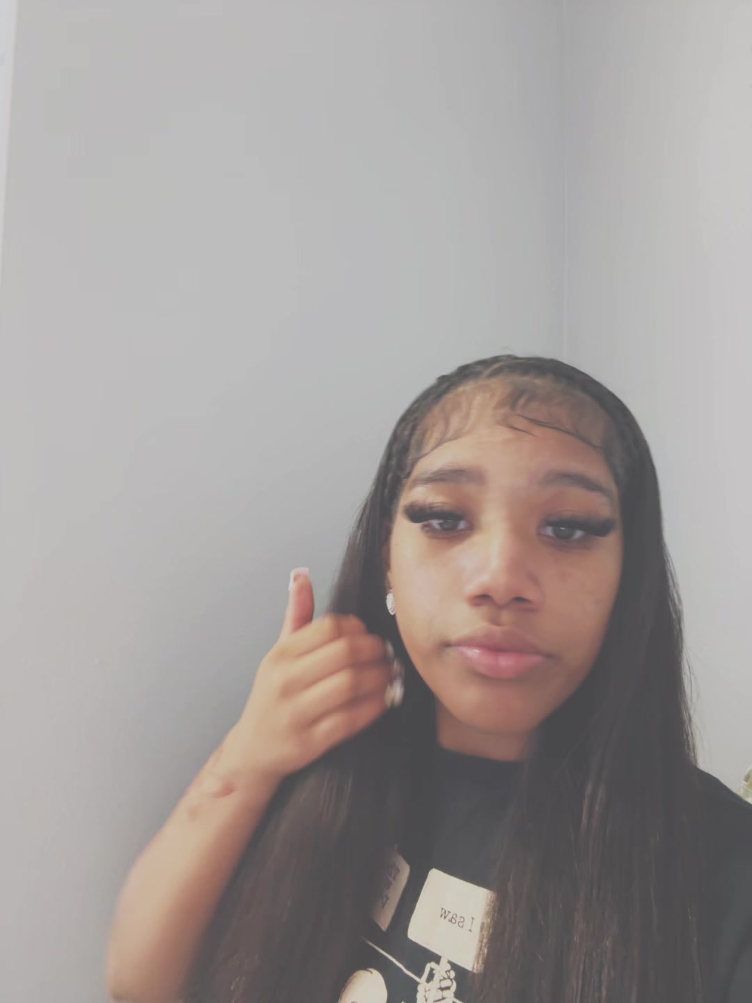 @𖦹The weirdo𖦹