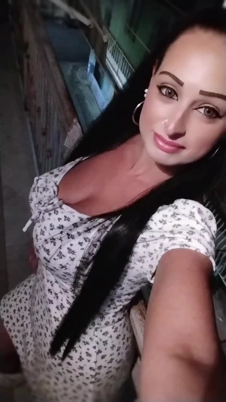 @❤️🅜︎🅔︎🅡︎🅨︎❤️