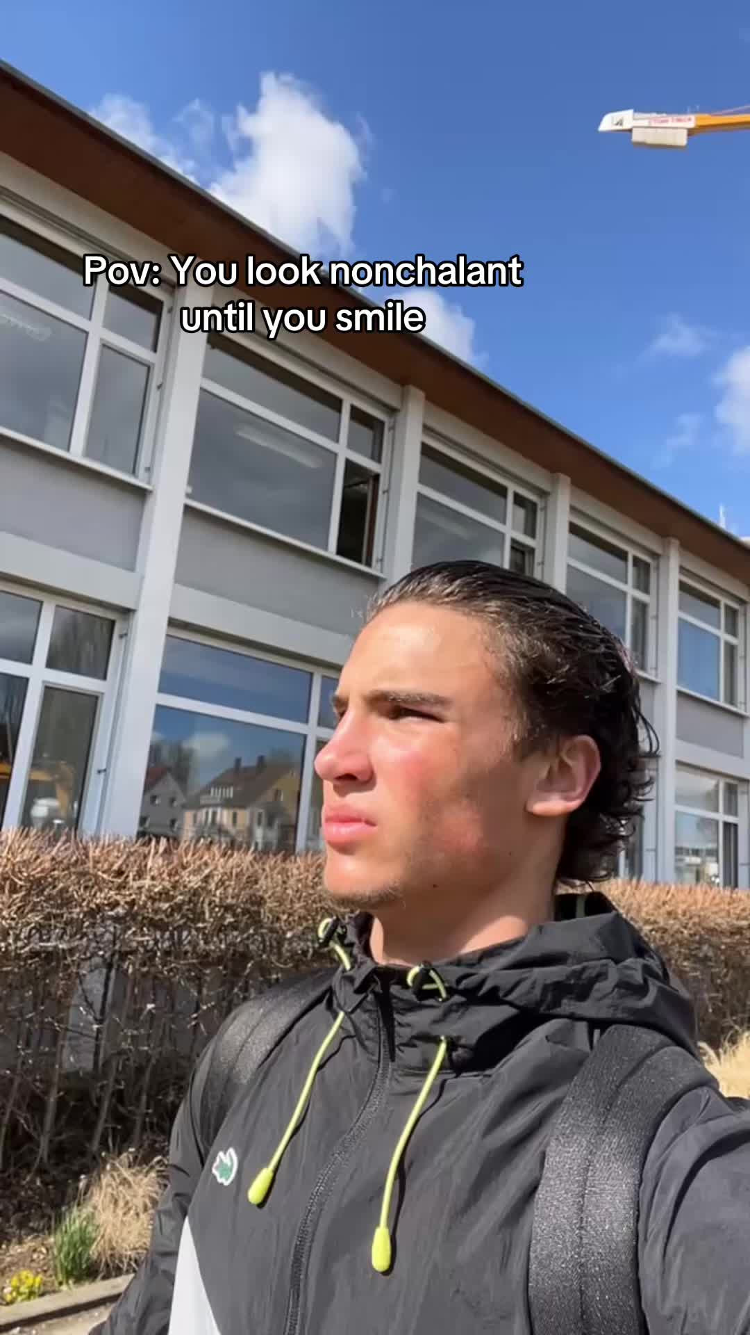 @Awkei