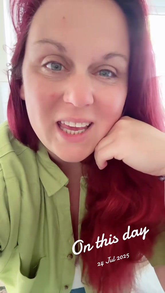 @SarahjustSarah_backup