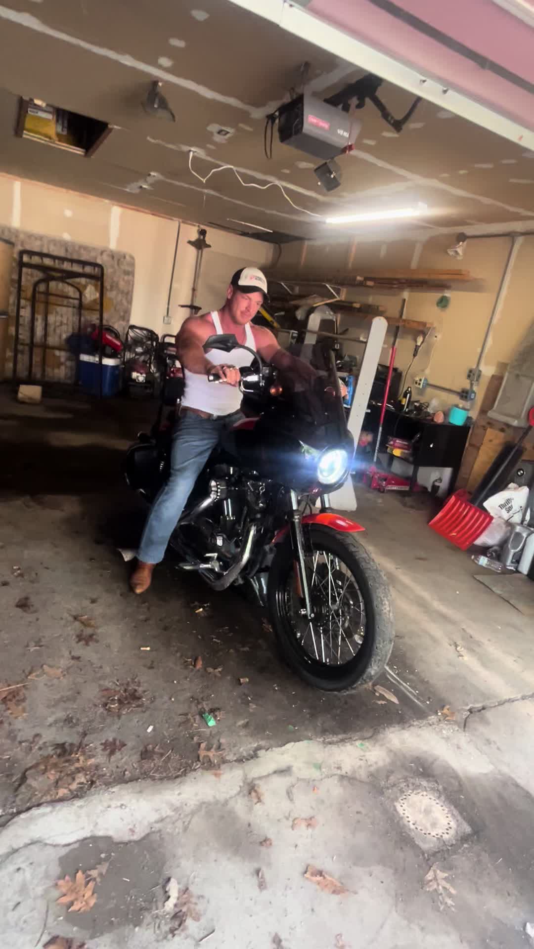 @nickg121890
