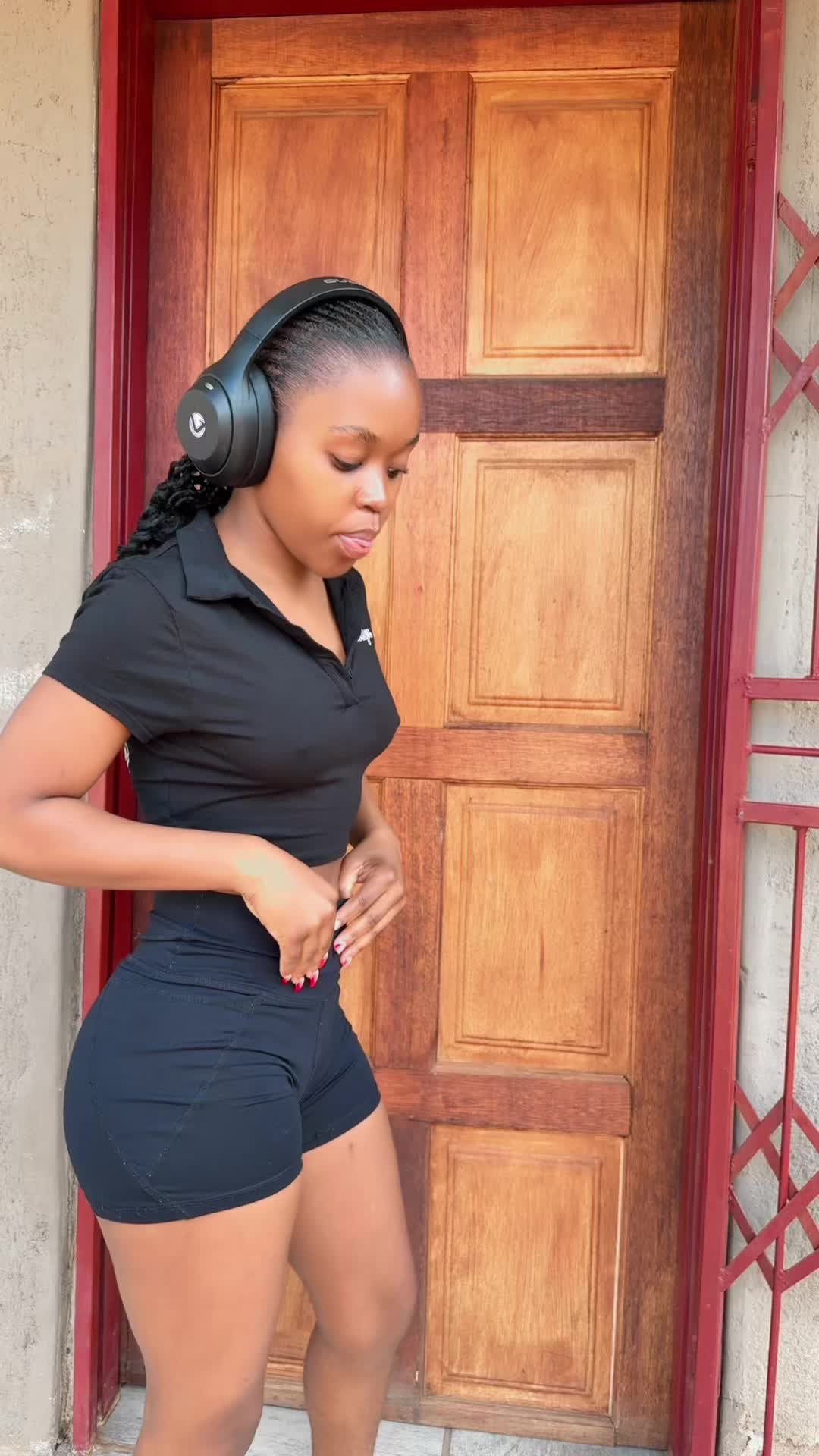 @MamalisahLaylow