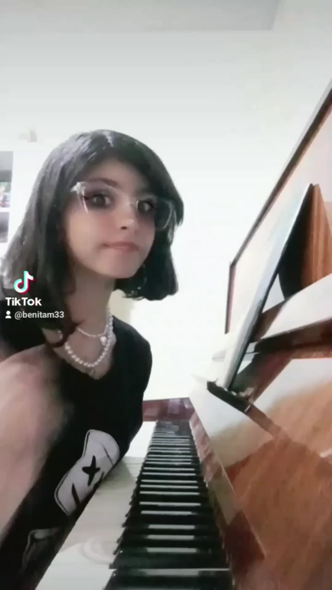 @𝑳𝒊𝒕𝒕𝒍𝒆 𝒎𝒖𝒔𝒆🪽