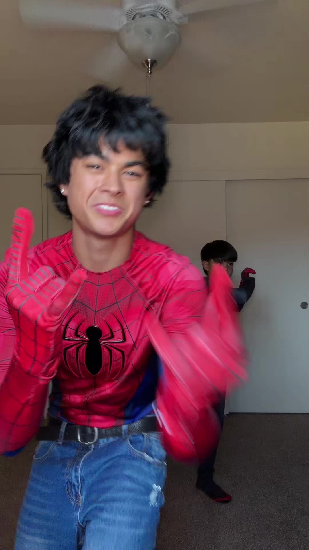 @️brodeez 