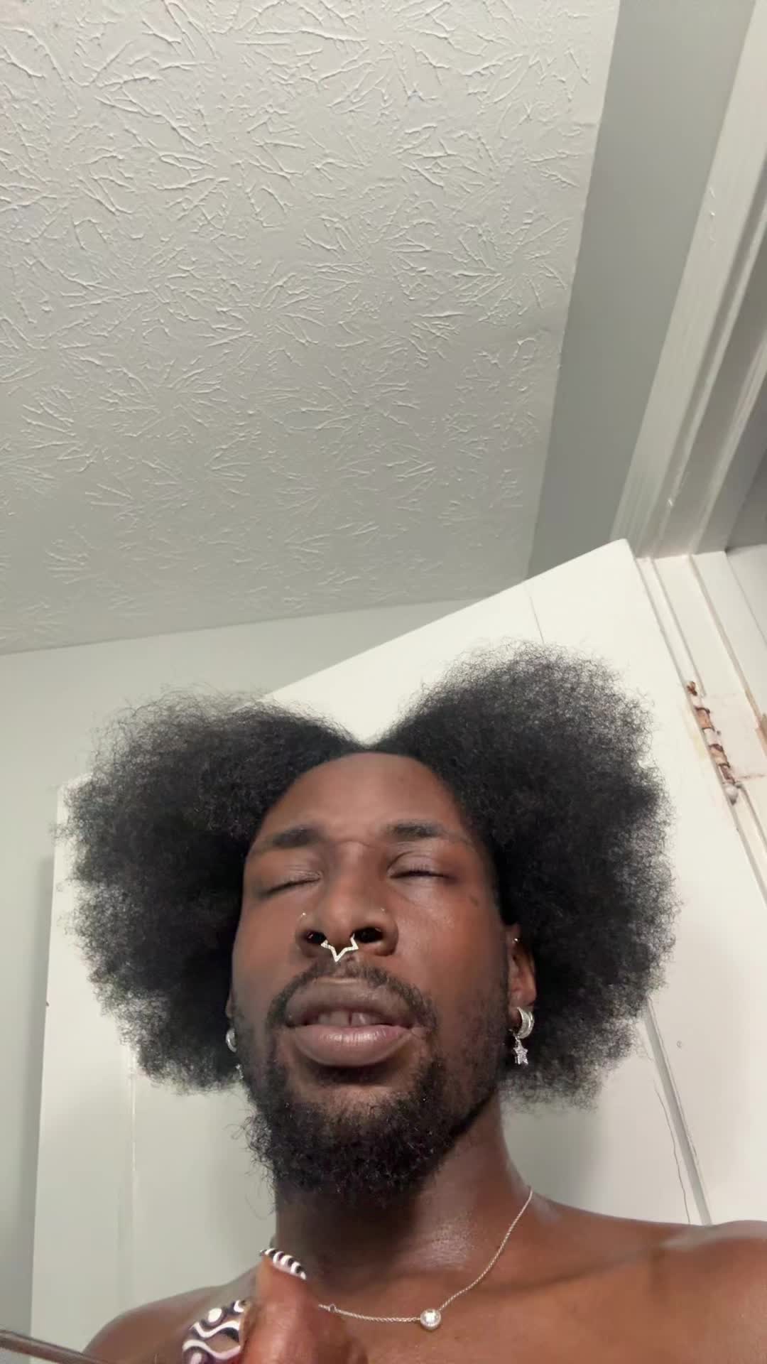 @satch.theeartist