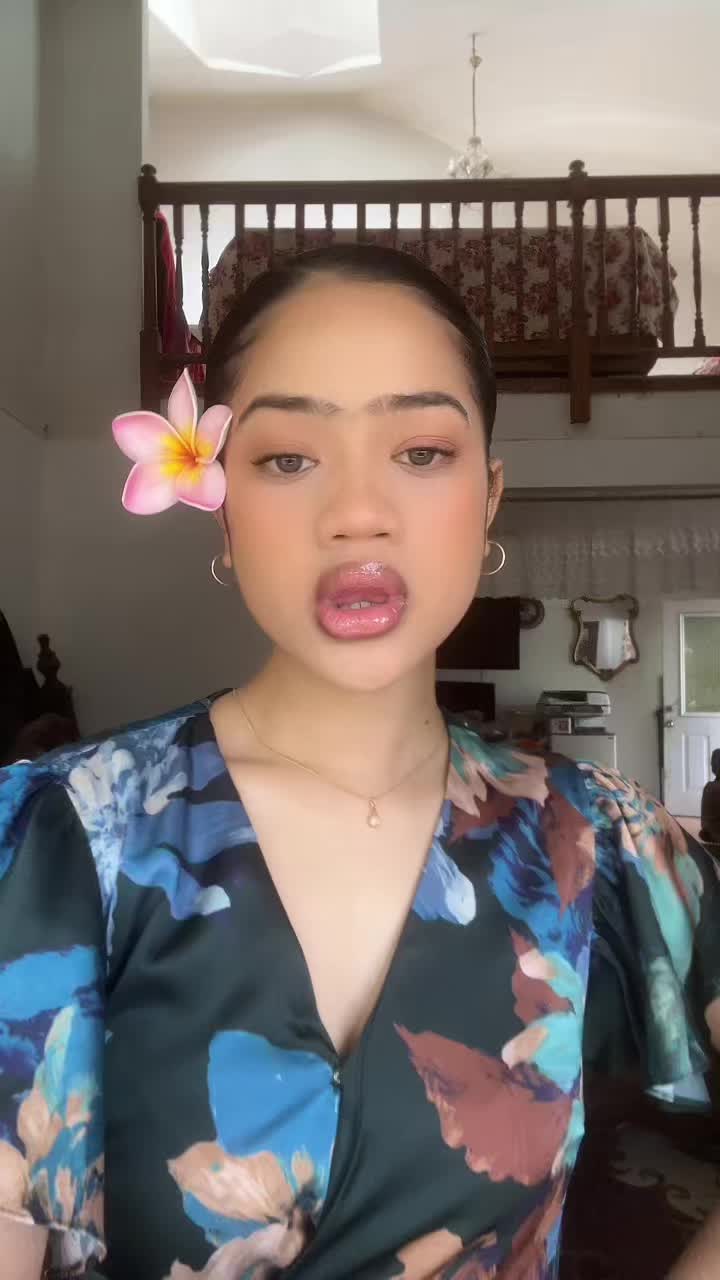 @Julia Fotu