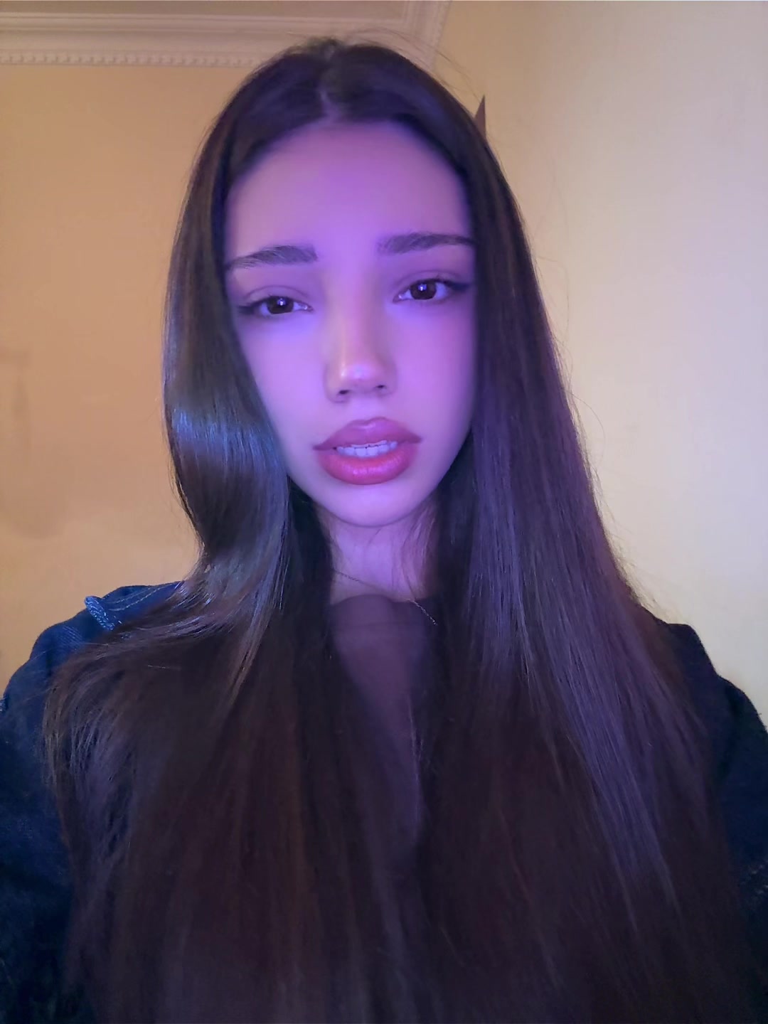 @Мариана