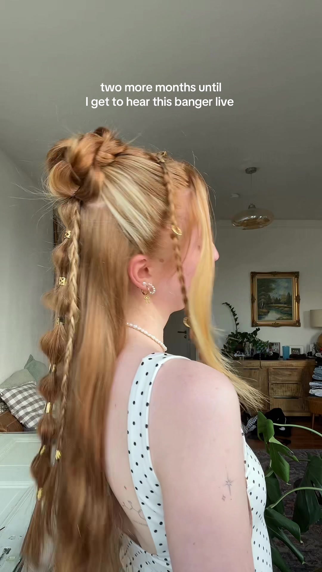 @𝐞𝐦𝐞𝐥𝐲