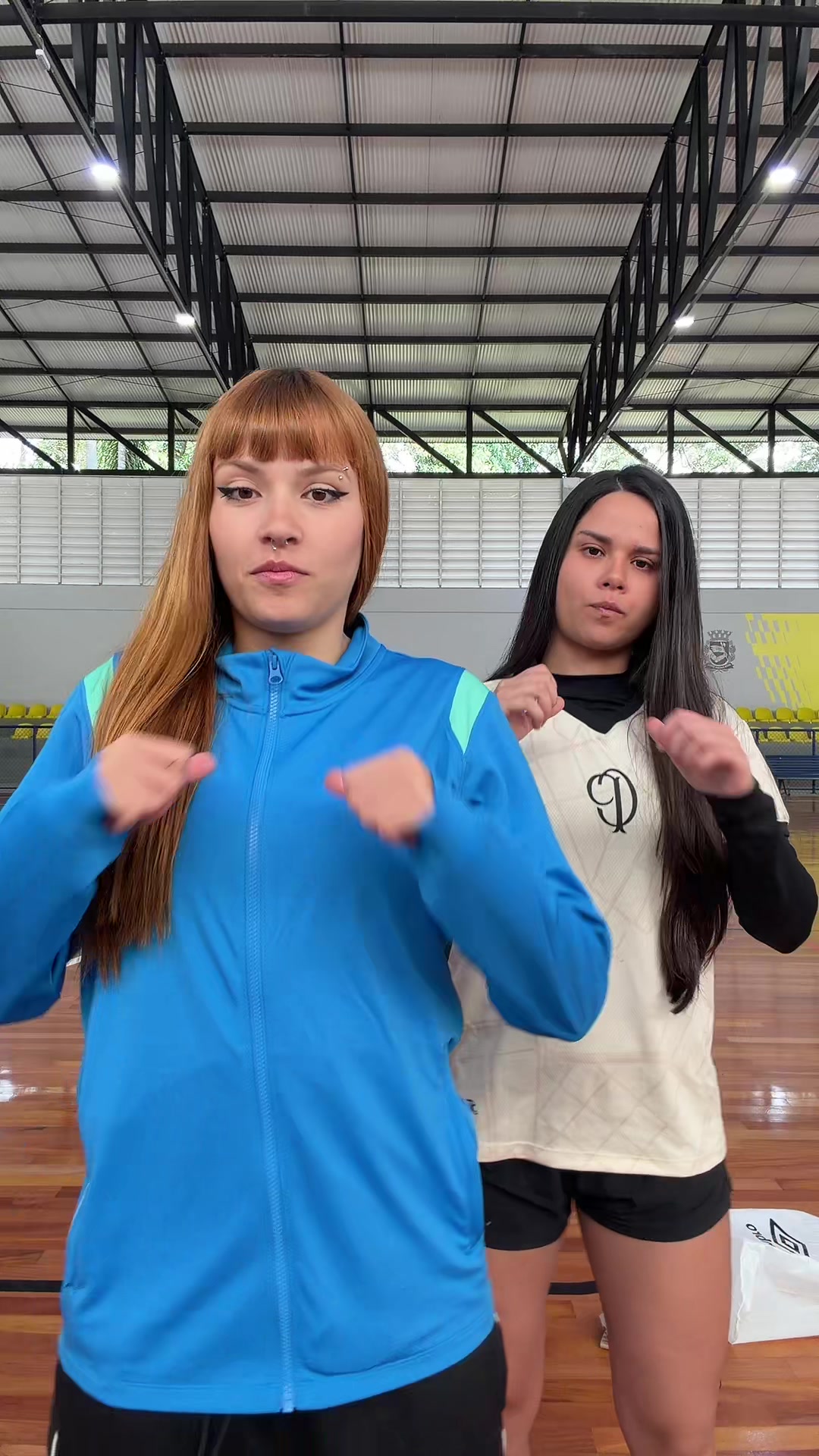 @Isa Zanesco
