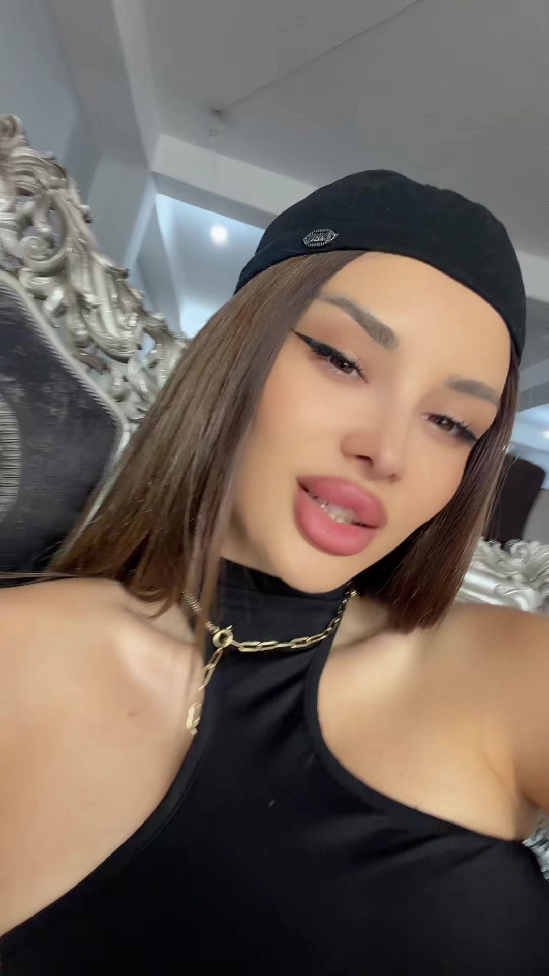 @Vika Khartchamadze💫