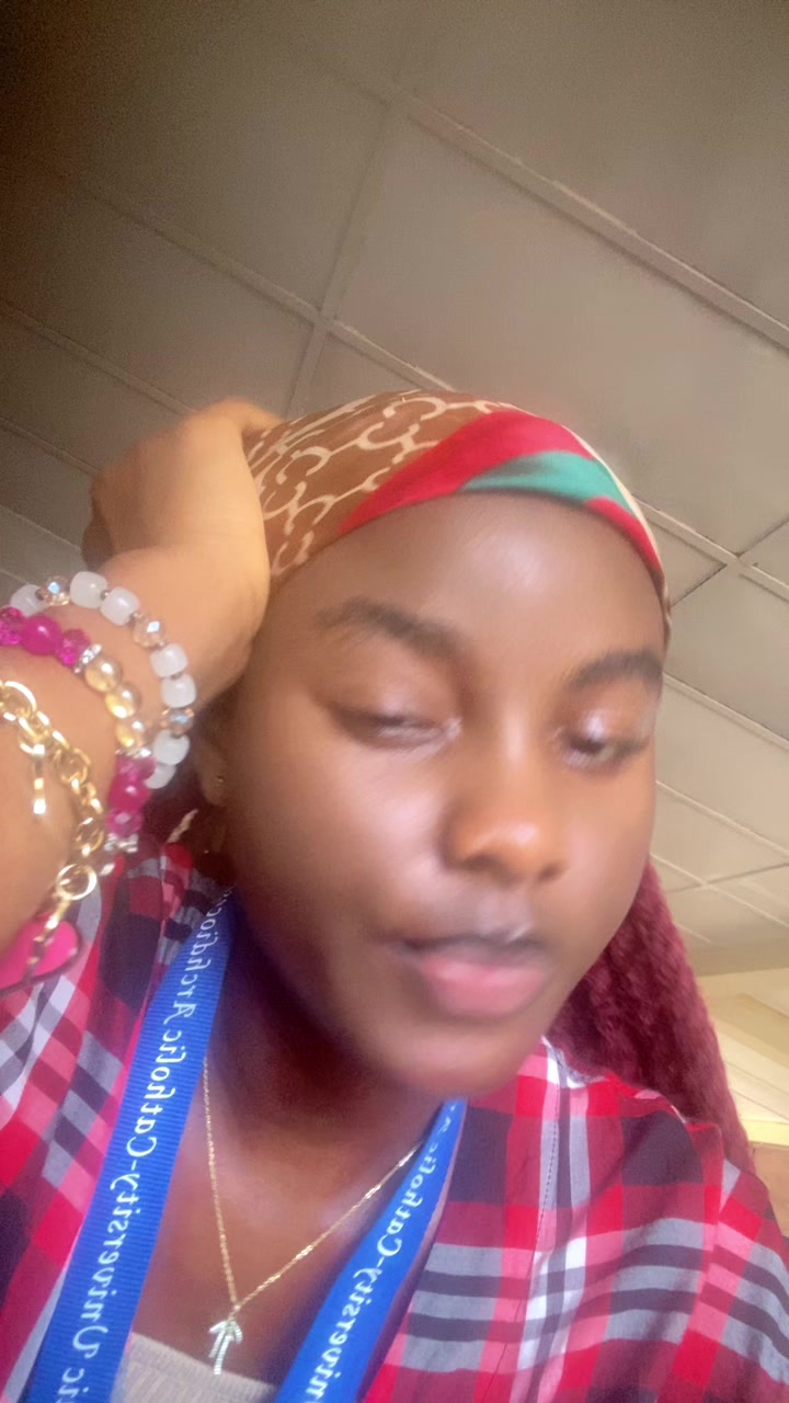 @BeautyWithBrain🇱🇷🇨🇮💞🦋